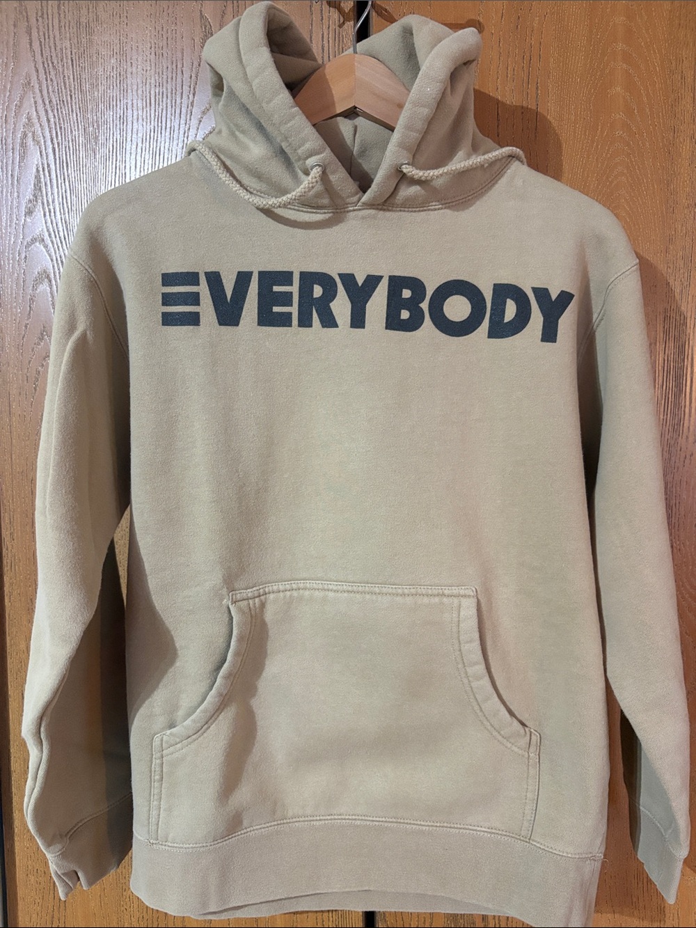 Everybody Logo Men's Hoodie - Tan